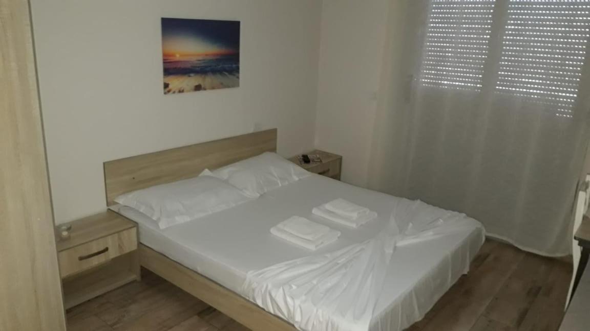Apartament Disy Wlora