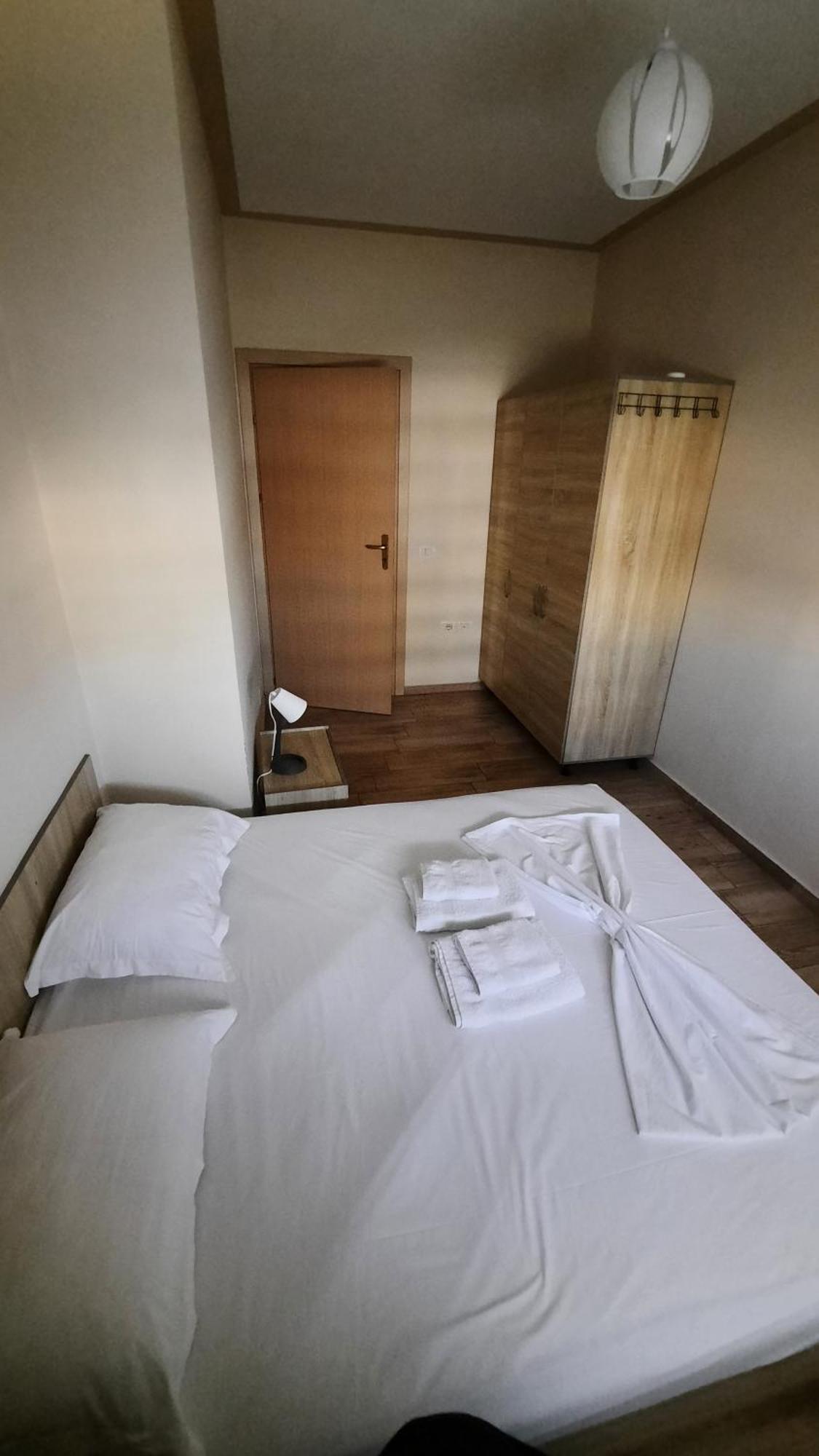 Apartament Disy *