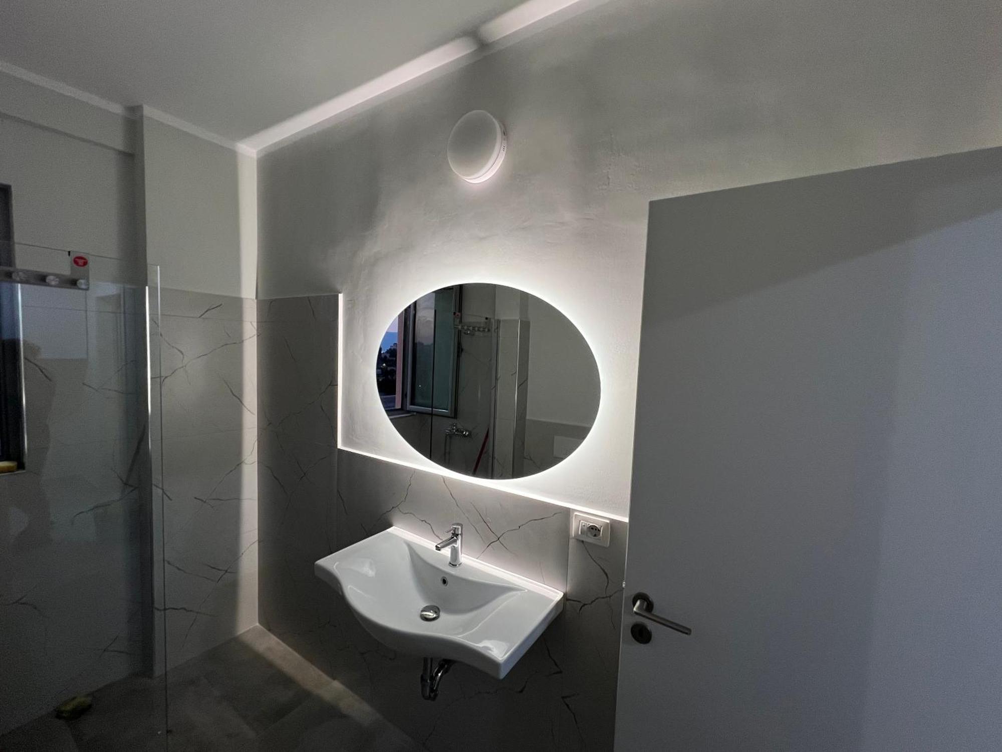 Apartament Disy *